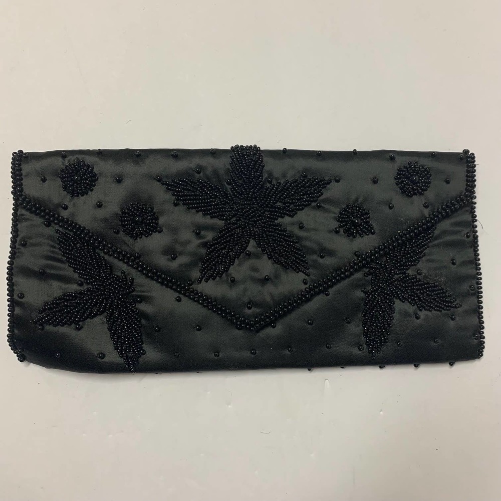 Richere Vintage Black Hand Beaded‎ Clutch c.1950's